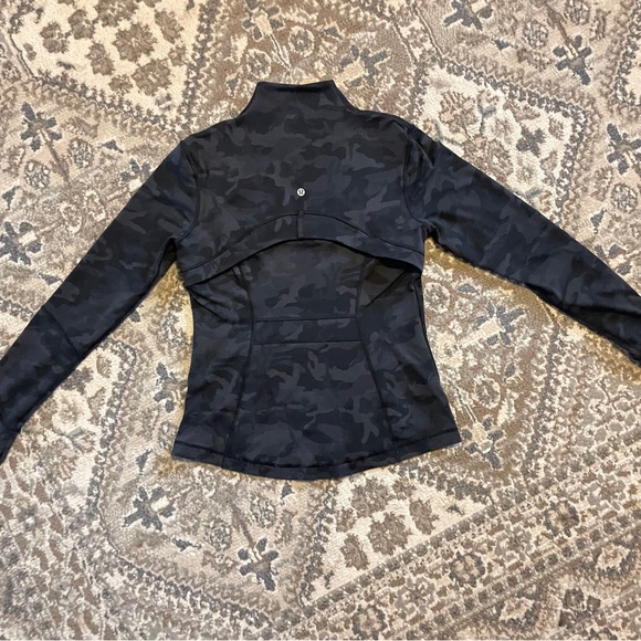 Rare Camo Lululemon Define Jacket S 10 - Picture 6 of 7